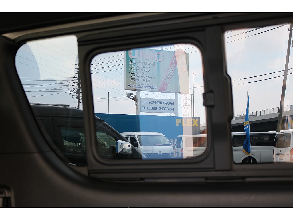 トヨタ ハイエースバン(57枚目)