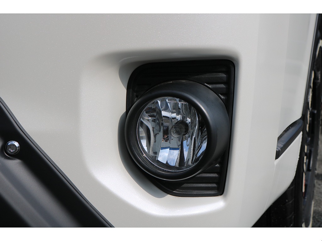 【R3年式/4ナンバー/ディーゼル4WD】TRDスポイラー★大画面ナビ★ベッドキット★他＊＊全国ご納車OK～＊＊