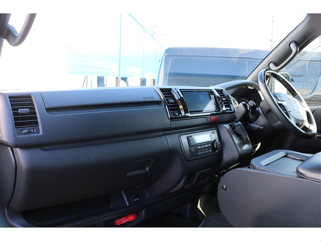 トヨタ ハイエースバン(31枚目)