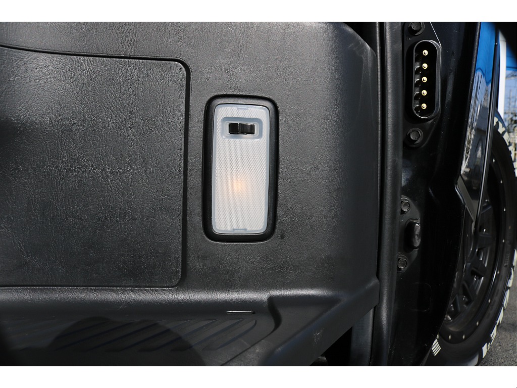 【R3年式/4ナンバー/ディーゼル4WD】オフロードPKG★大画面ナビ★ベッドキット★他＊＊全国ご納車OK～＊＊