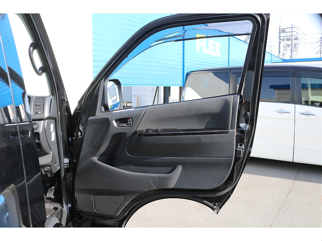 【R3年式/4ナンバー/ディーゼル4WD】オフロードPKG★大画面ナビ★ベッドキット★他＊＊全国ご納車OK～＊＊