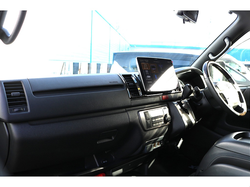 トヨタ ハイエースバン(36枚目)