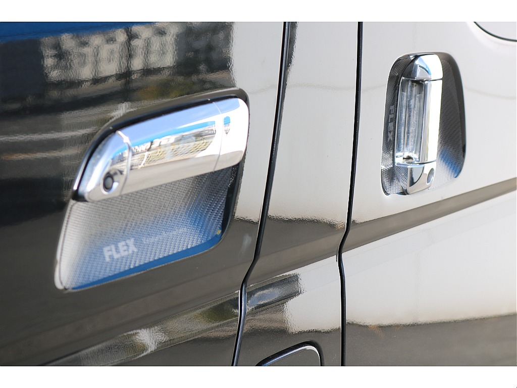 トヨタ ハイエースバン(53枚目)