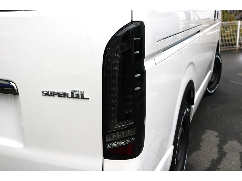 【R5年式/4ナンバー/ディーゼル4WD】オフロードPKG・大画面ナビ・ベッドキット・他＊＊全国ご納車OK～＊＊