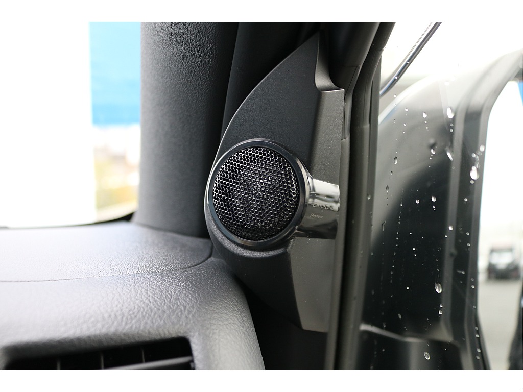 トヨタ ハイエースバン(44枚目)