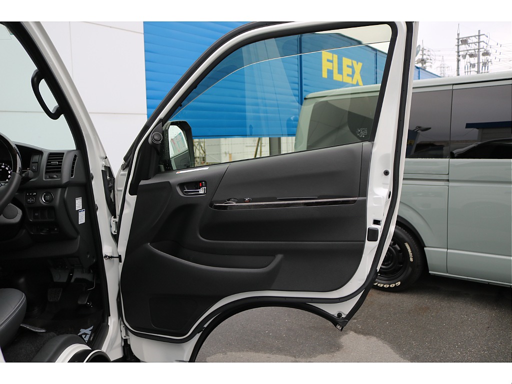 トヨタ ハイエースバン(47枚目)