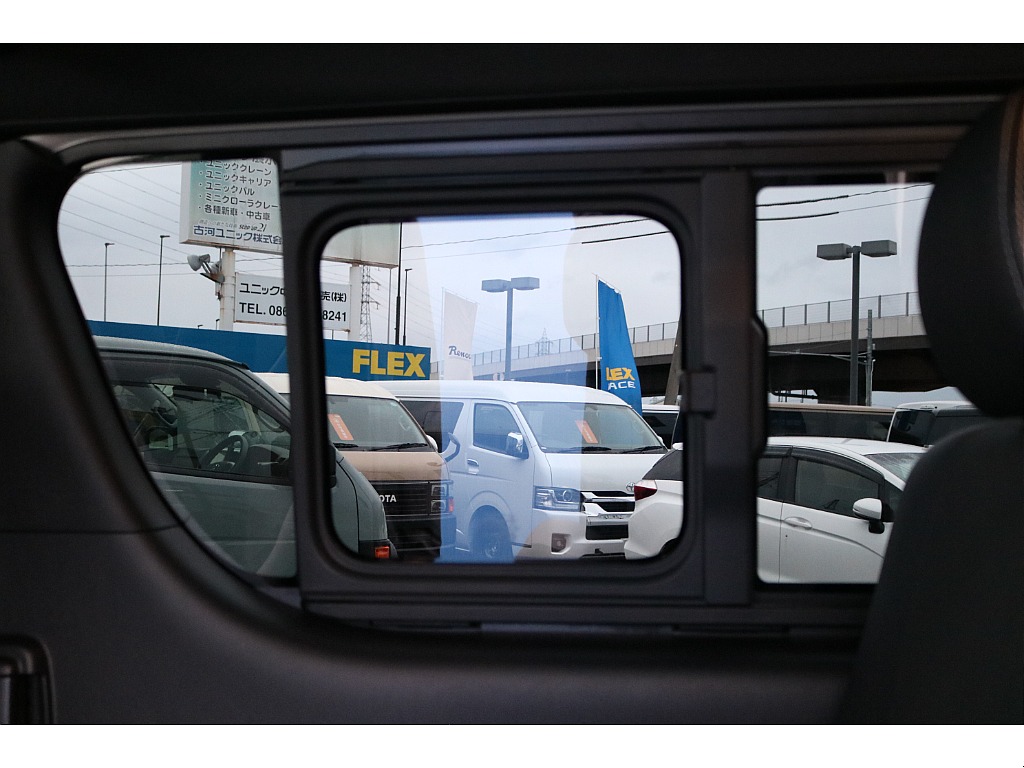 トヨタ ハイエースバン(56枚目)
