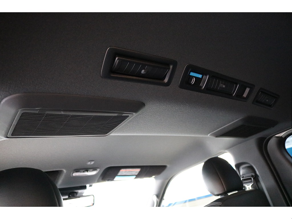 トヨタ ハイエースバン(57枚目)