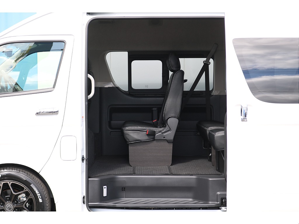 【R7年式/3ナンバー/ガソリン2WD】グランドキャビン★ローダウン★新作テール★他＊＊全国ご納車OK＊＊