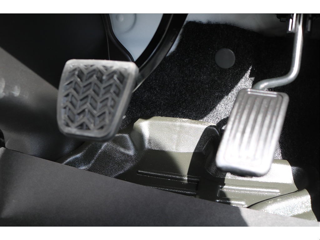 トヨタ ハイエースバン(21枚目)