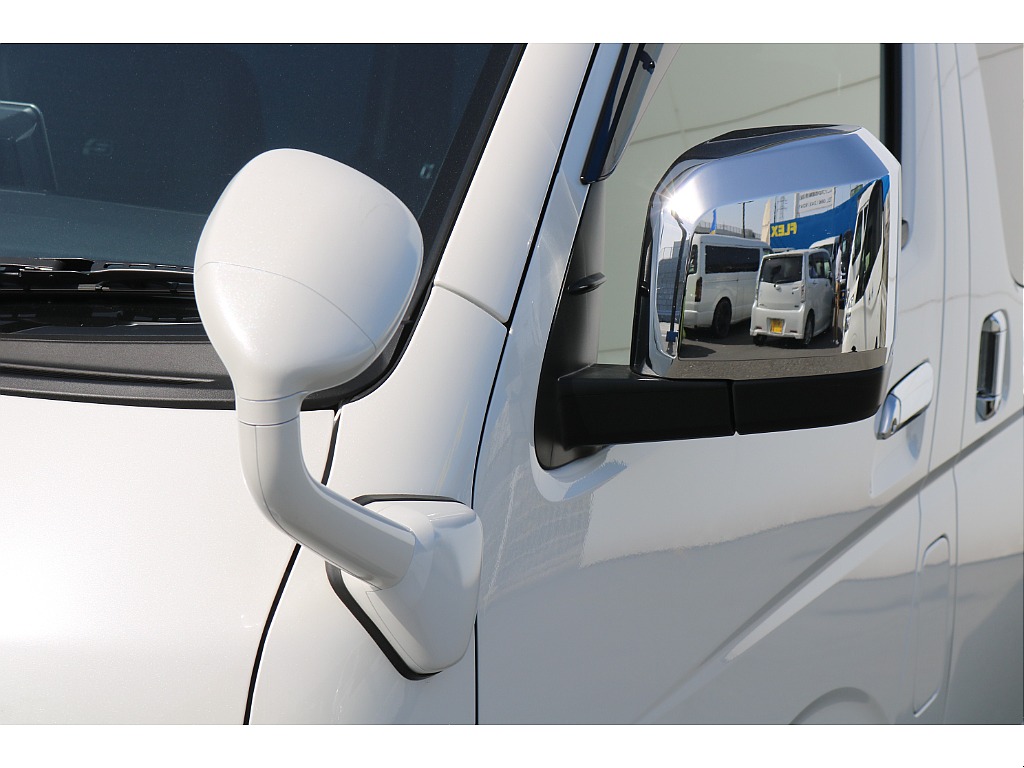 トヨタ ハイエースバン(51枚目)