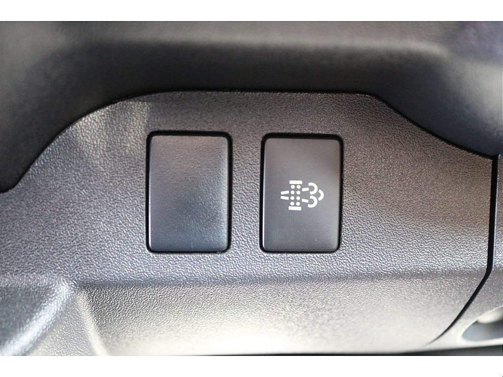 R6年式/4ナンバー/ディーゼル2WD】カーキ・ブラックエディション施工・スライドフロア・他＊＊全国ご納車OK～＊＊