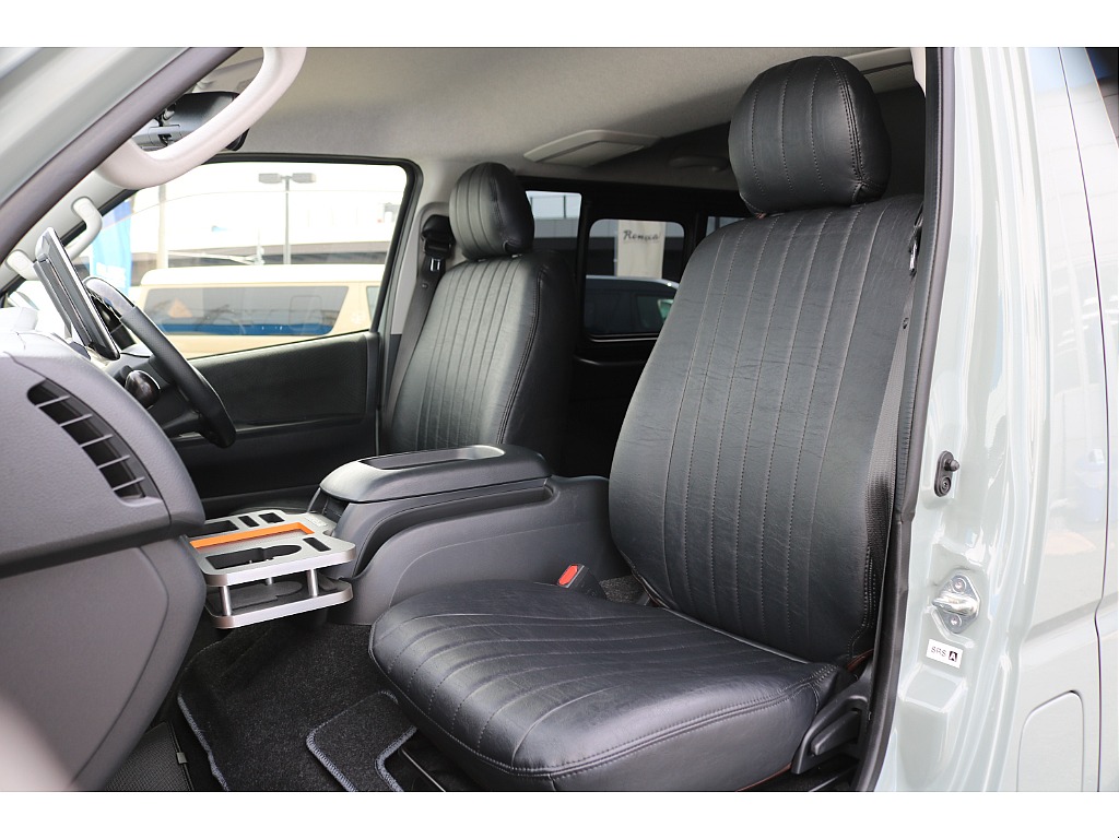 R6年式/4ナンバー/ディーゼル2WD】カーキ・ブラックエディション施工・スライドフロア・他＊＊全国ご納車OK～＊＊