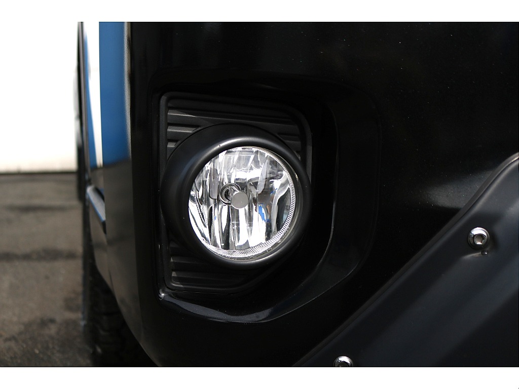 【R2年式/４ナンバー/ディーゼル2WD】TRDスポイラー・ブラックエディション施工・ベッドキット・他＊＊全国ご納車OK＊＊