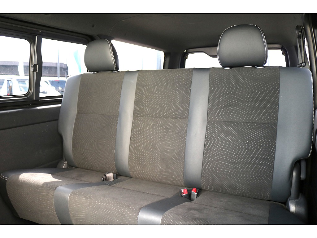 トヨタ ハイエースバン(56枚目)