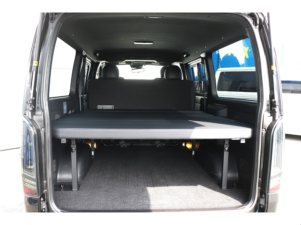 トヨタ ハイエースバン(60枚目)