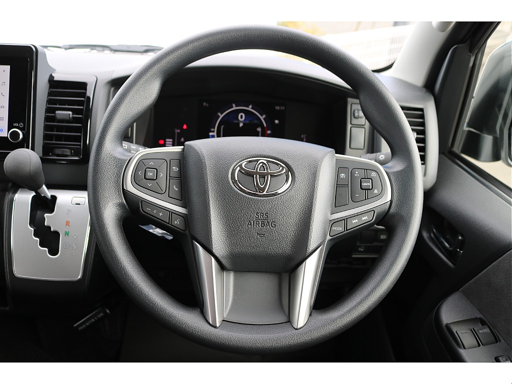 トヨタ ハイエース(23枚目)