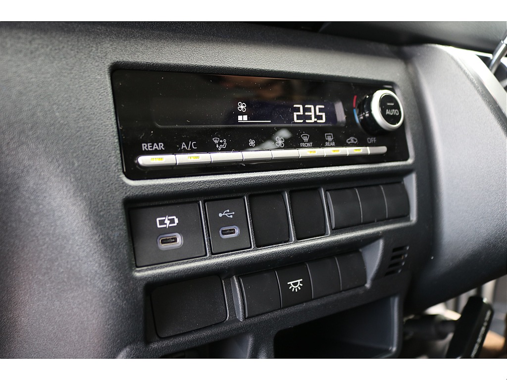 トヨタ ハイエース(36枚目)