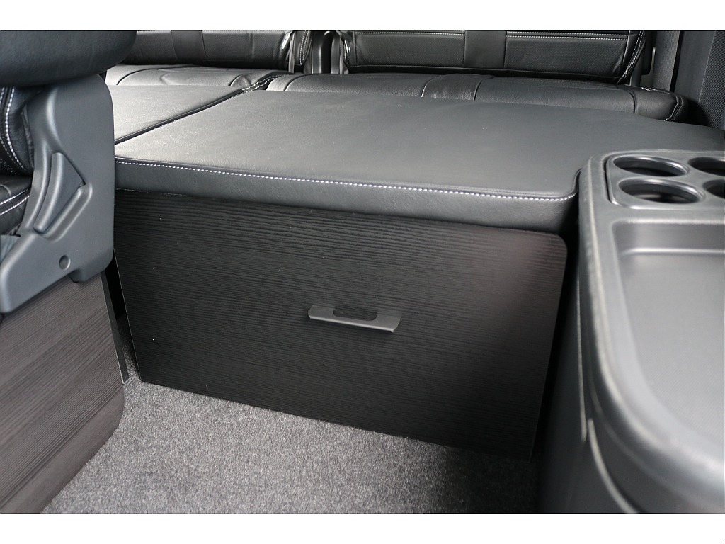 トヨタ ハイエース(57枚目)