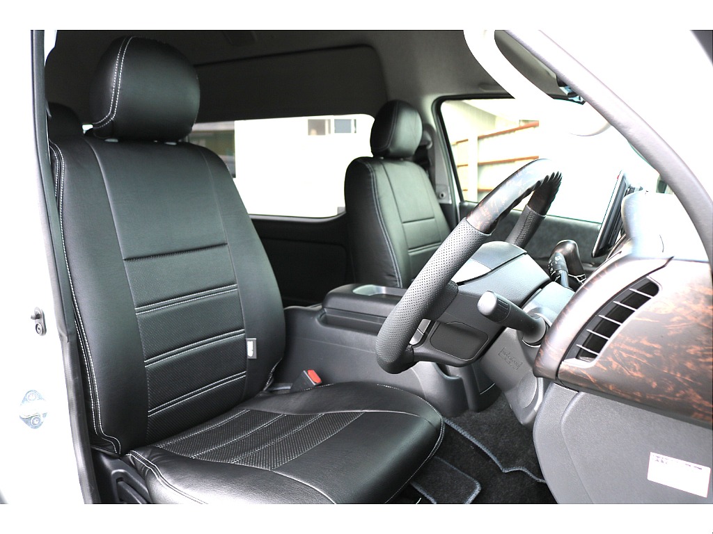 トヨタ ハイエース(28枚目)