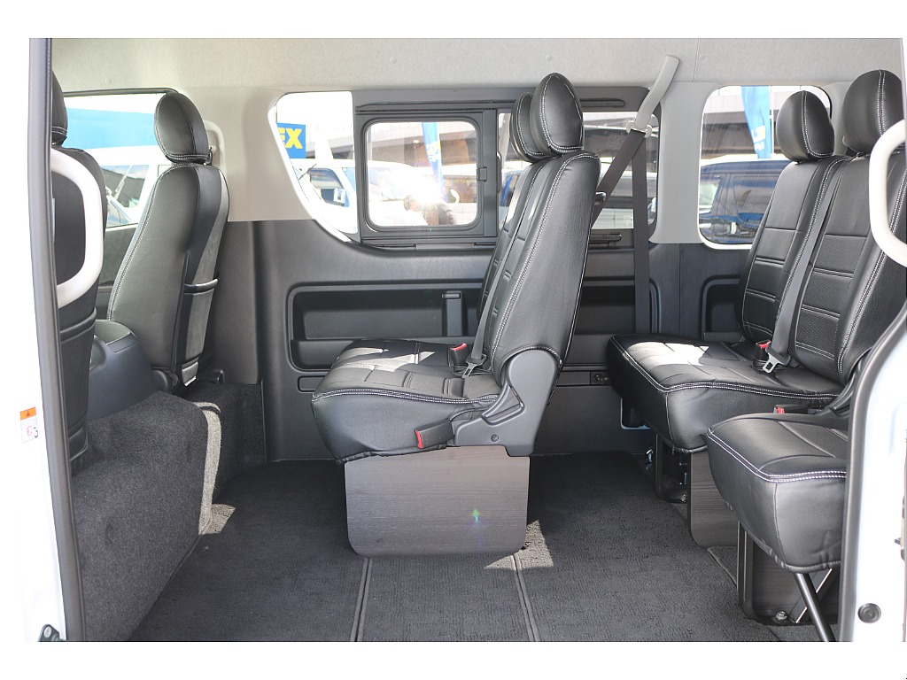 トヨタ ハイエース(48枚目)