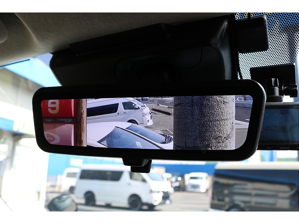 トヨタ ハイエースバン(26枚目)