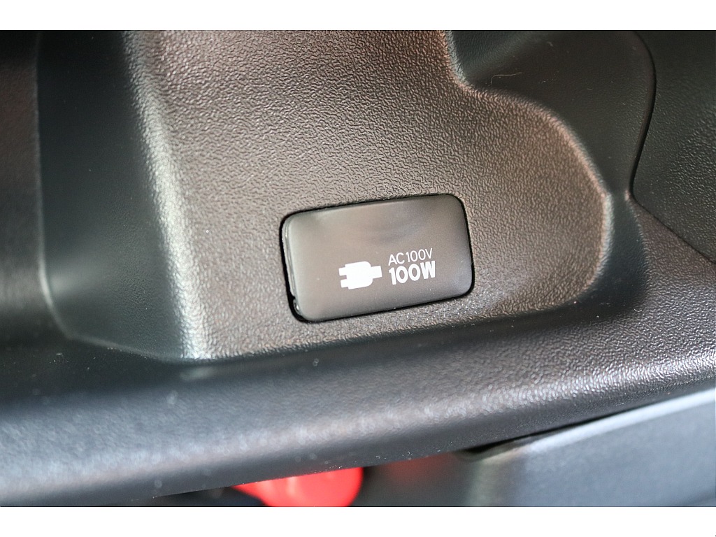 トヨタ ハイエースバン(33枚目)