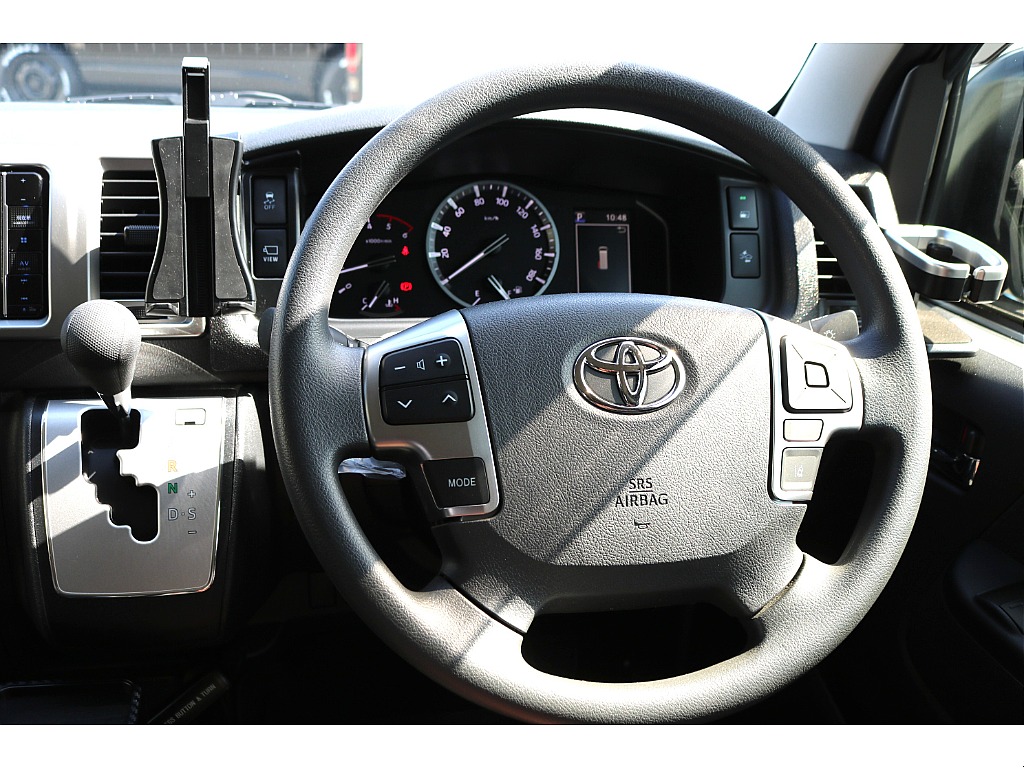 トヨタ ハイエースバン(52枚目)