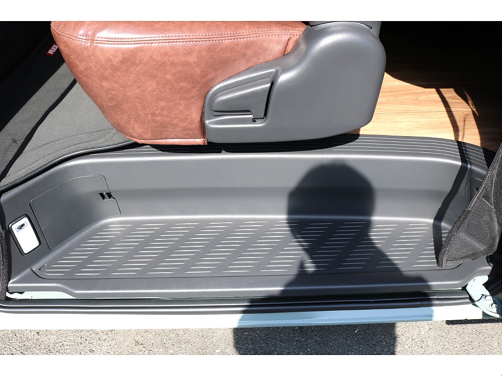 トヨタ ハイエースバン(54枚目)