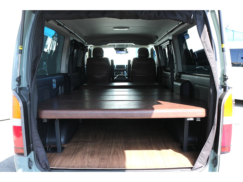 トヨタ ハイエースバン(60枚目)