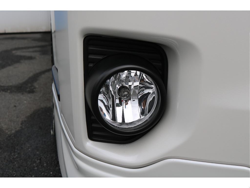 【R3年式/4ナンバー/ディーゼル2WD】・大画面ナビ・ベッドキット・他＊＊全国ご納車OK～＊＊