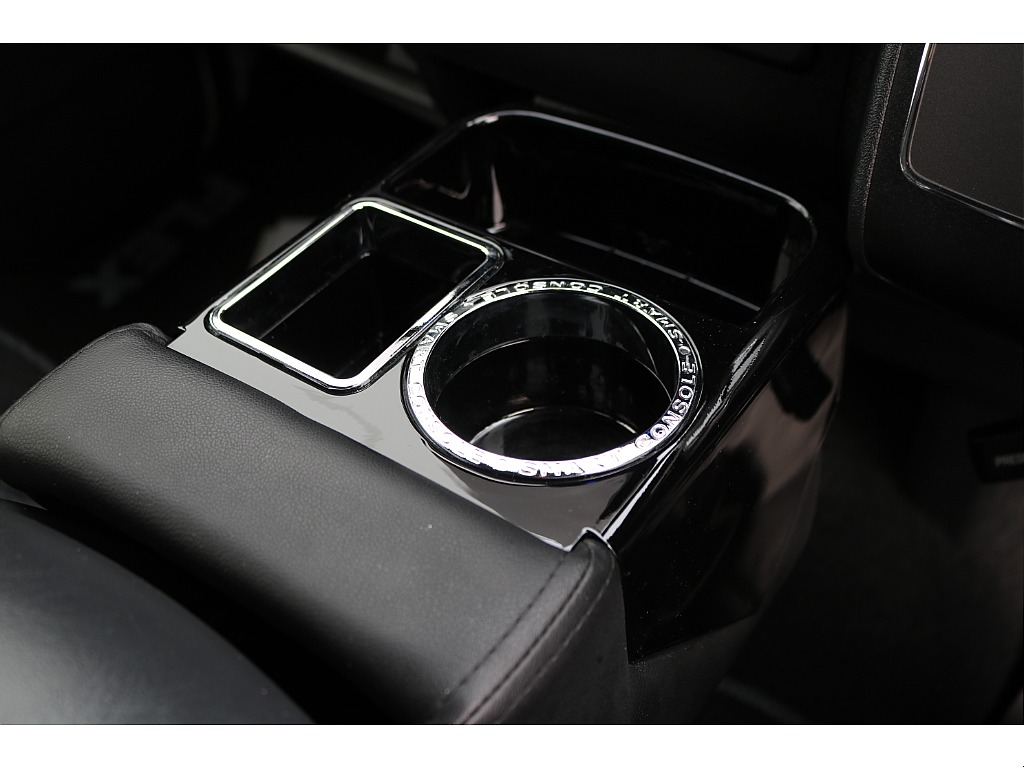 【R3年式/4ナンバー/ディーゼル2WD】・大画面ナビ・ベッドキット・他＊＊全国ご納車OK～＊＊