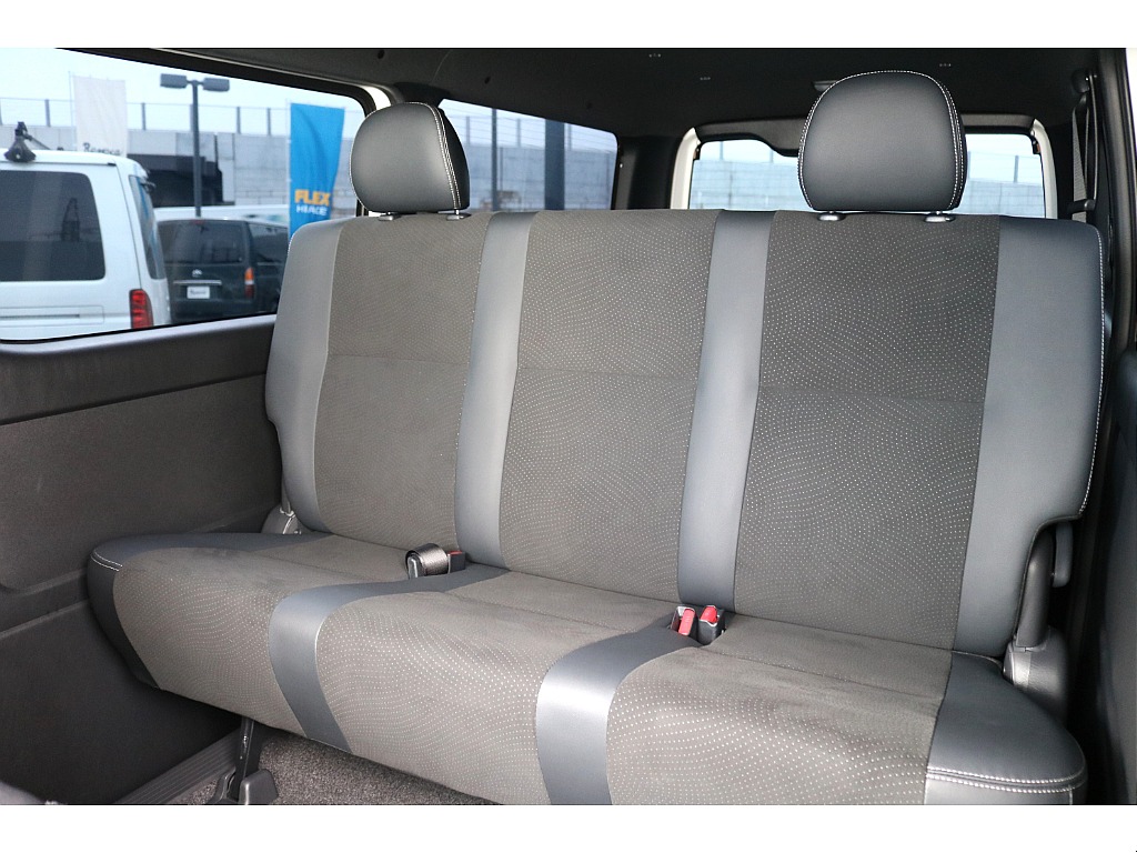 【R3年式/4ナンバー/ディーゼル2WD】・大画面ナビ・ベッドキット・他＊＊全国ご納車OK～＊＊