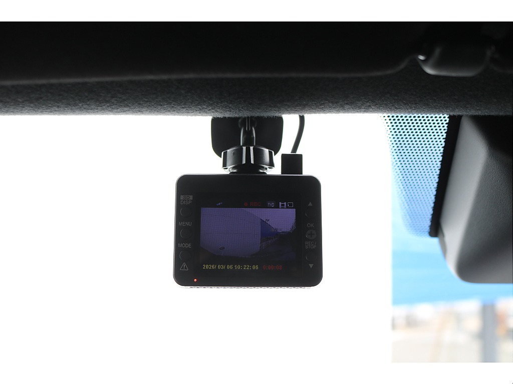 【R3年式/4ナンバー/ディーゼル2WD】・大画面ナビ・ベッドキット・他＊＊全国ご納車OK～＊＊