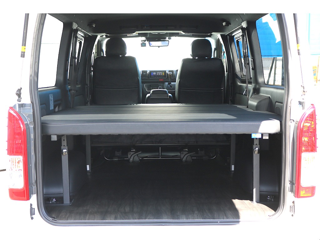 トヨタ ハイエースバン(57枚目)