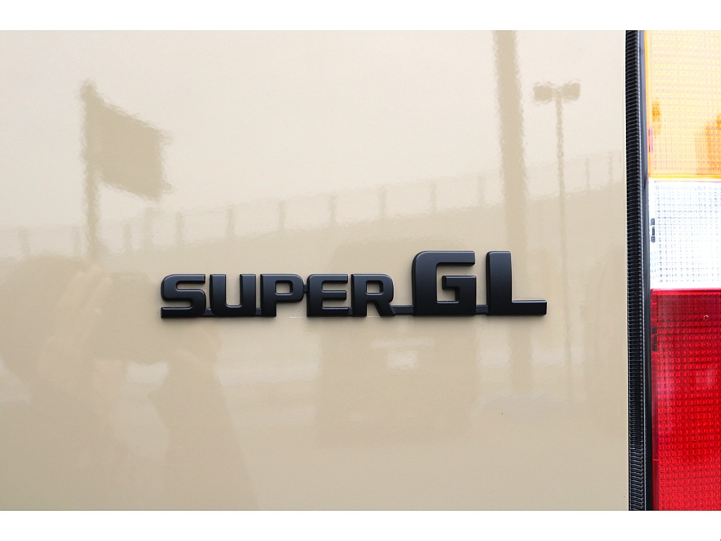 トヨタ ハイエースバン(21枚目)