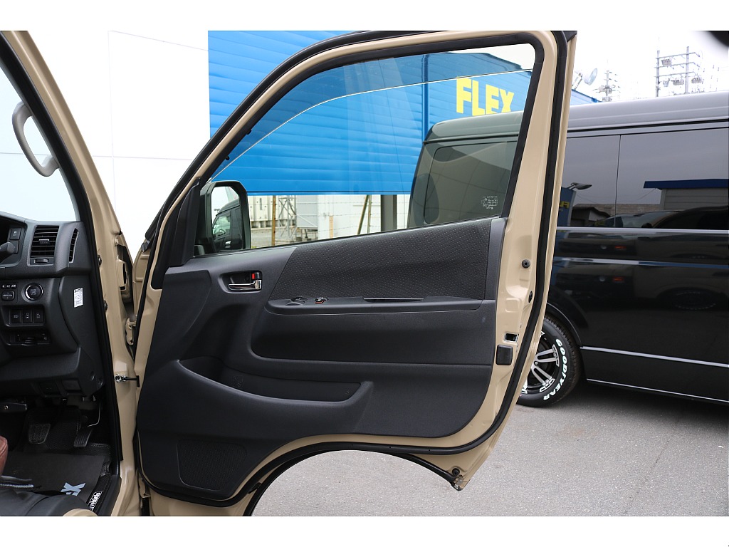 トヨタ ハイエースバン(34枚目)