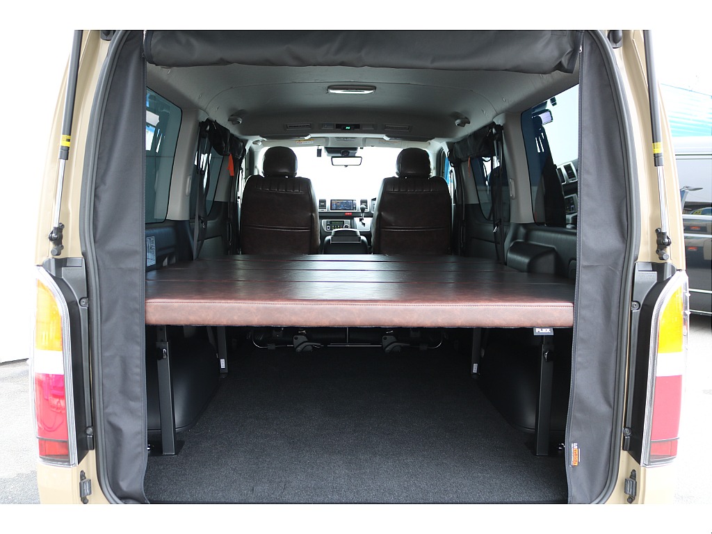 トヨタ ハイエースバン(57枚目)