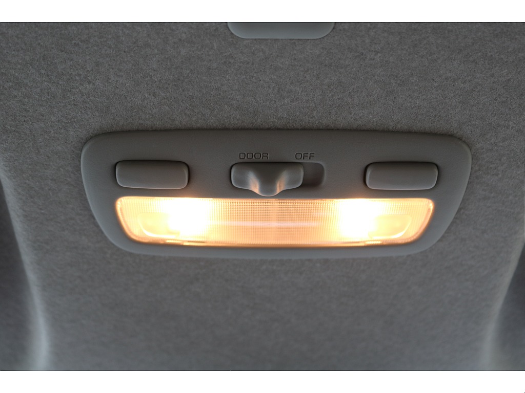 トヨタ ハイエースバン(60枚目)