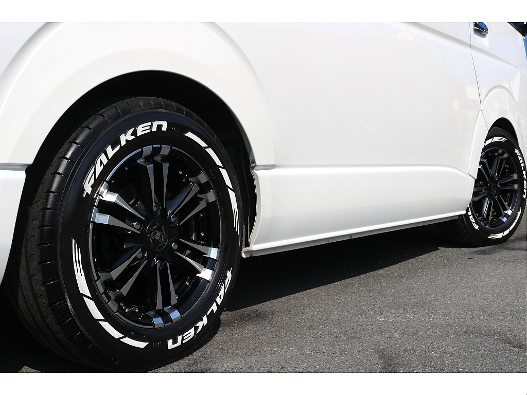 トヨタ ハイエース(23枚目)