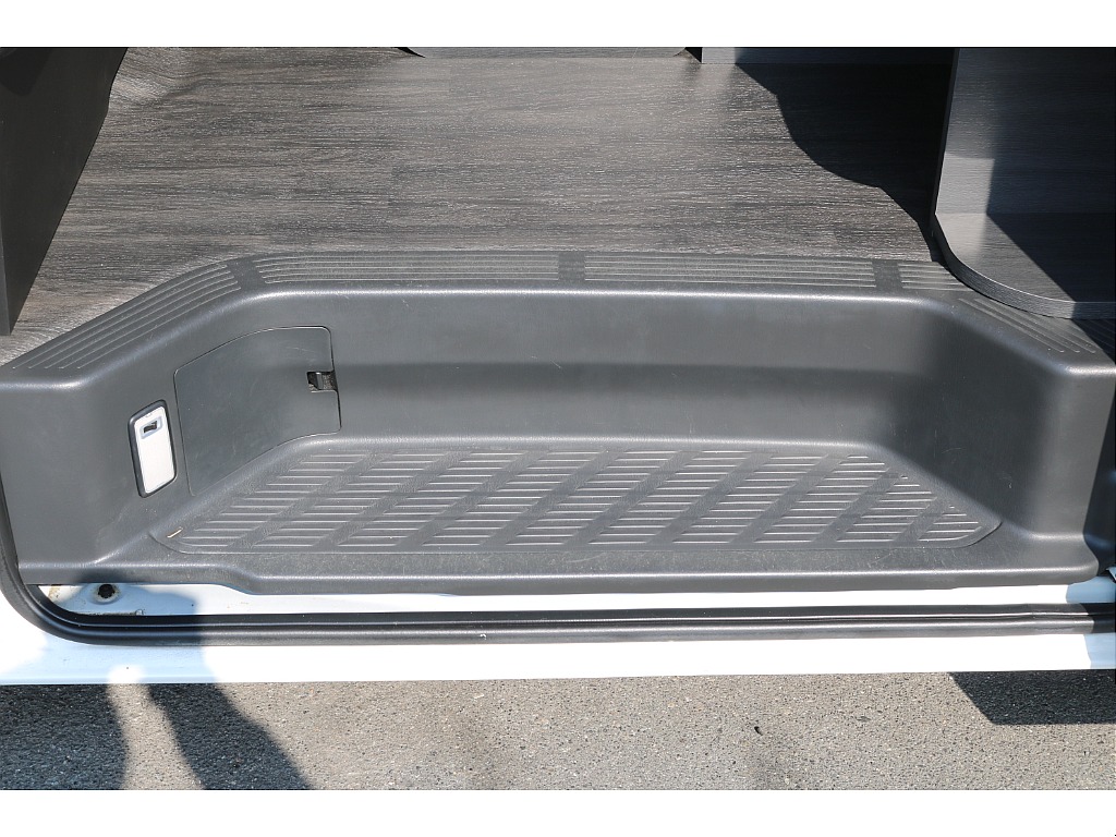 トヨタ ハイエース(30枚目)