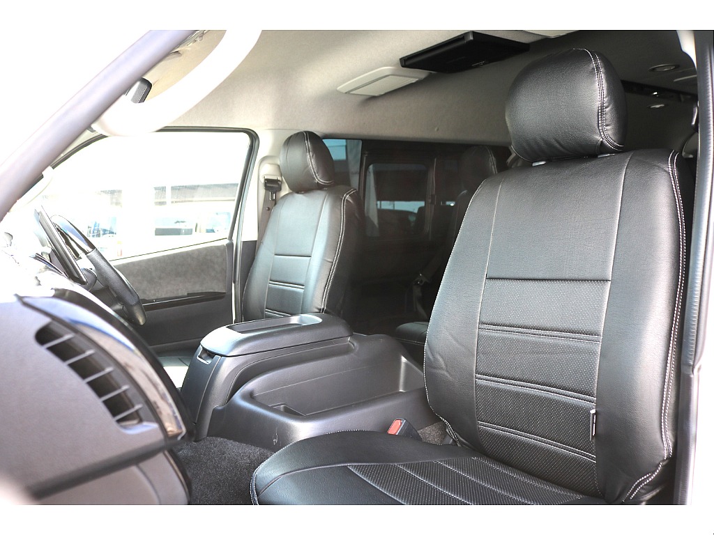 トヨタ ハイエース(49枚目)