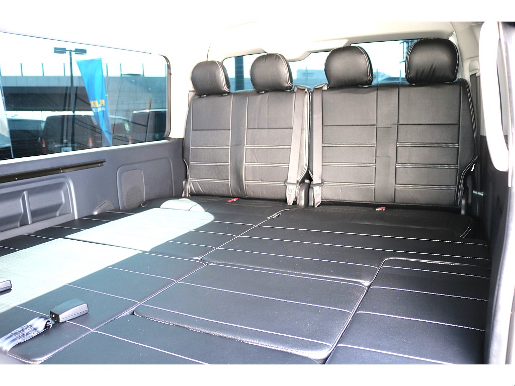 トヨタ ハイエース(56枚目)