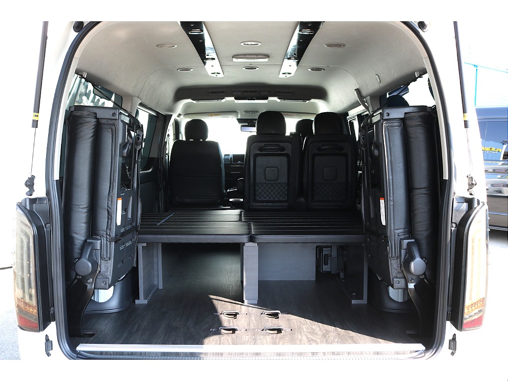 トヨタ ハイエース(60枚目)