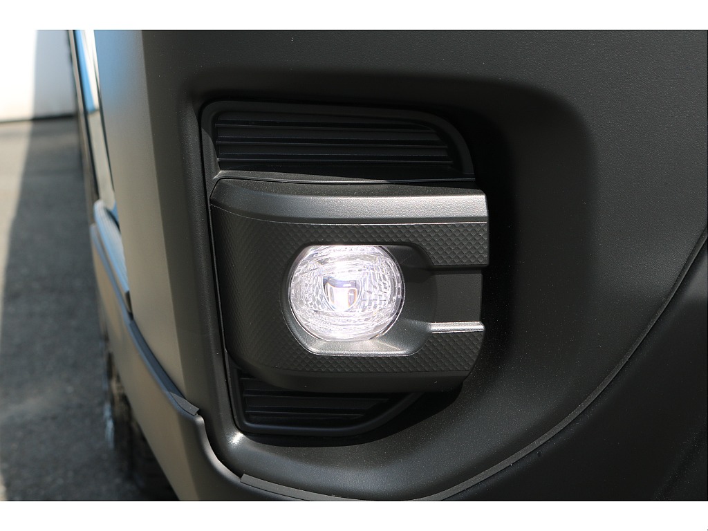 【R7年式/アーバンカーキ/ガソリン2WD】ブラックエディション施工一式・ベッドキット他＊＊全国ご納車OK