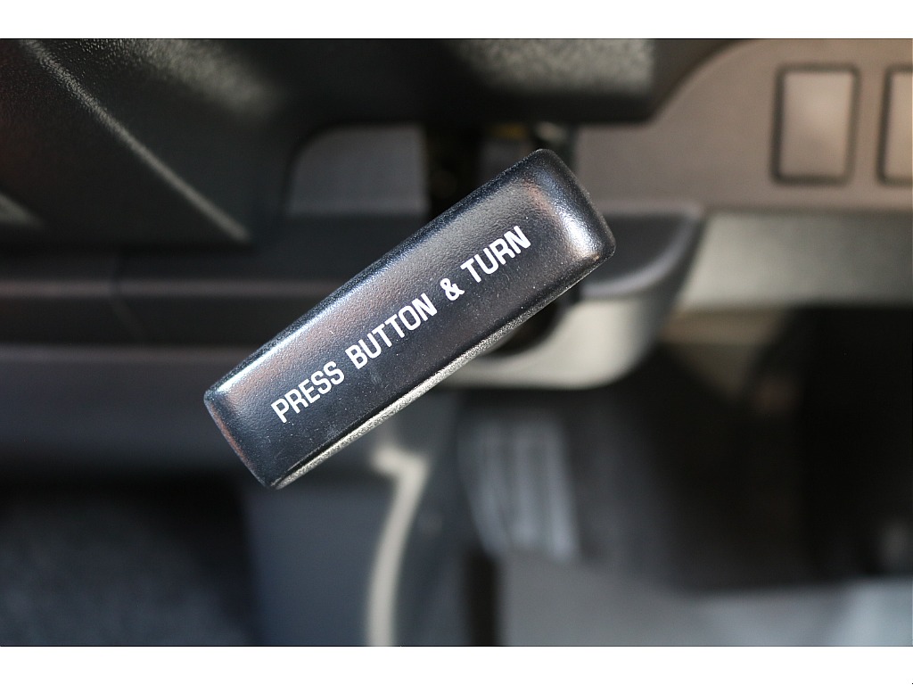 【R7年式/アーバンカーキ/ガソリン2WD】ブラックエディション施工一式・ベッドキット他＊＊全国ご納車OK