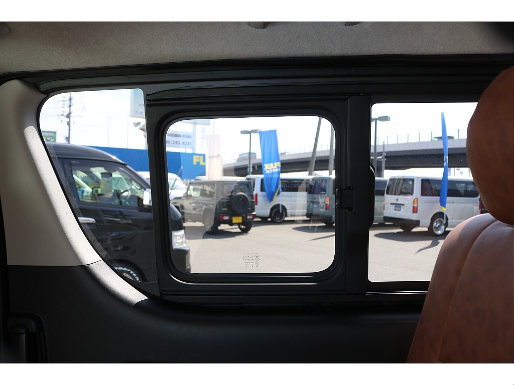 【R7年式/アーバンカーキ/ガソリン2WD】ブラックエディション施工一式・ベッドキット他＊＊全国ご納車OK