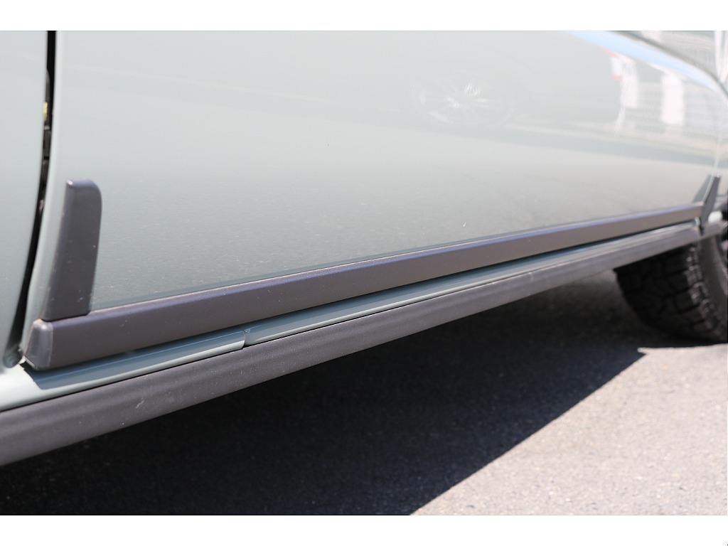 【R7年式/アーバンカーキ/ディーゼル4WD】ブラックエディション施工一式・大画面ナビ他＊＊全国ご納車OK