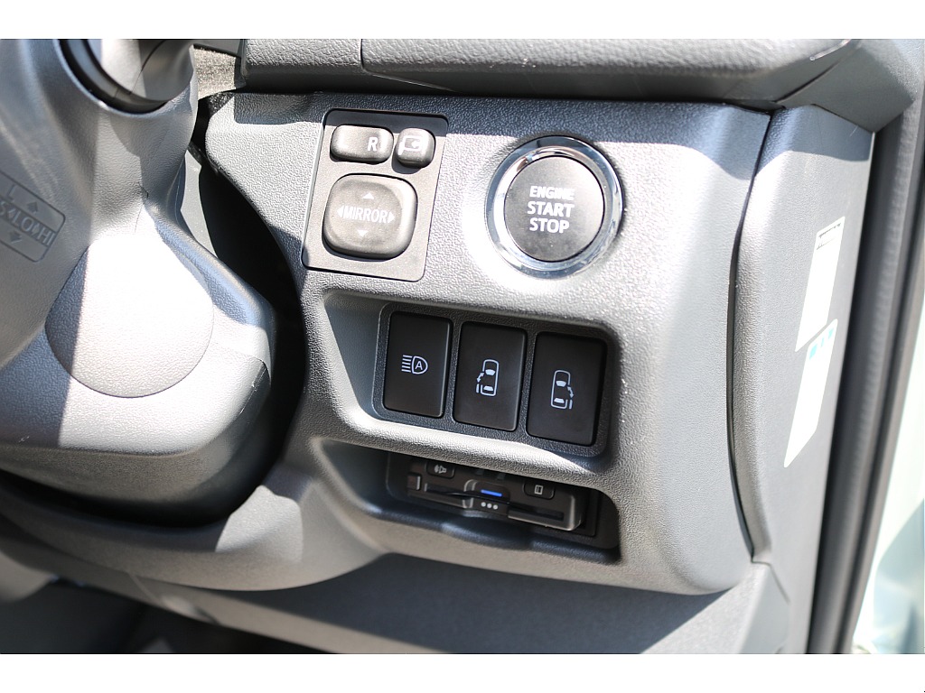 【R7年式/アーバンカーキ/ディーゼル4WD】ブラックエディション施工一式・大画面ナビ他＊＊全国ご納車OK