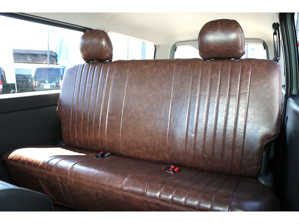 【R7年式/アーバンカーキ/ディーゼル4WD】ブラックエディション施工一式・大画面ナビ他＊＊全国ご納車OK